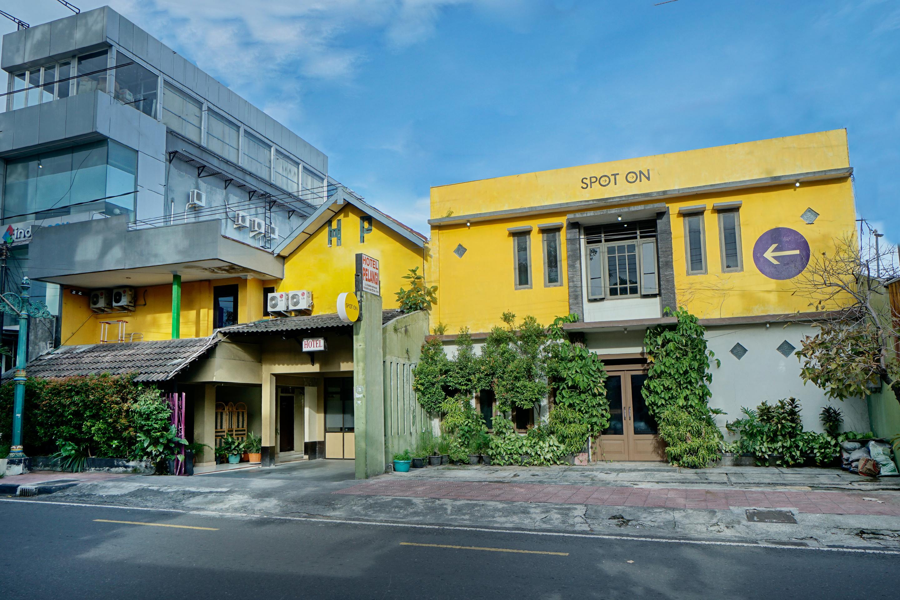 Hotel Pelangi Hs Ngabean Exterior foto